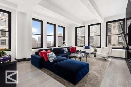 228 Park Avenue South, New York, NY 10003: Sales  .